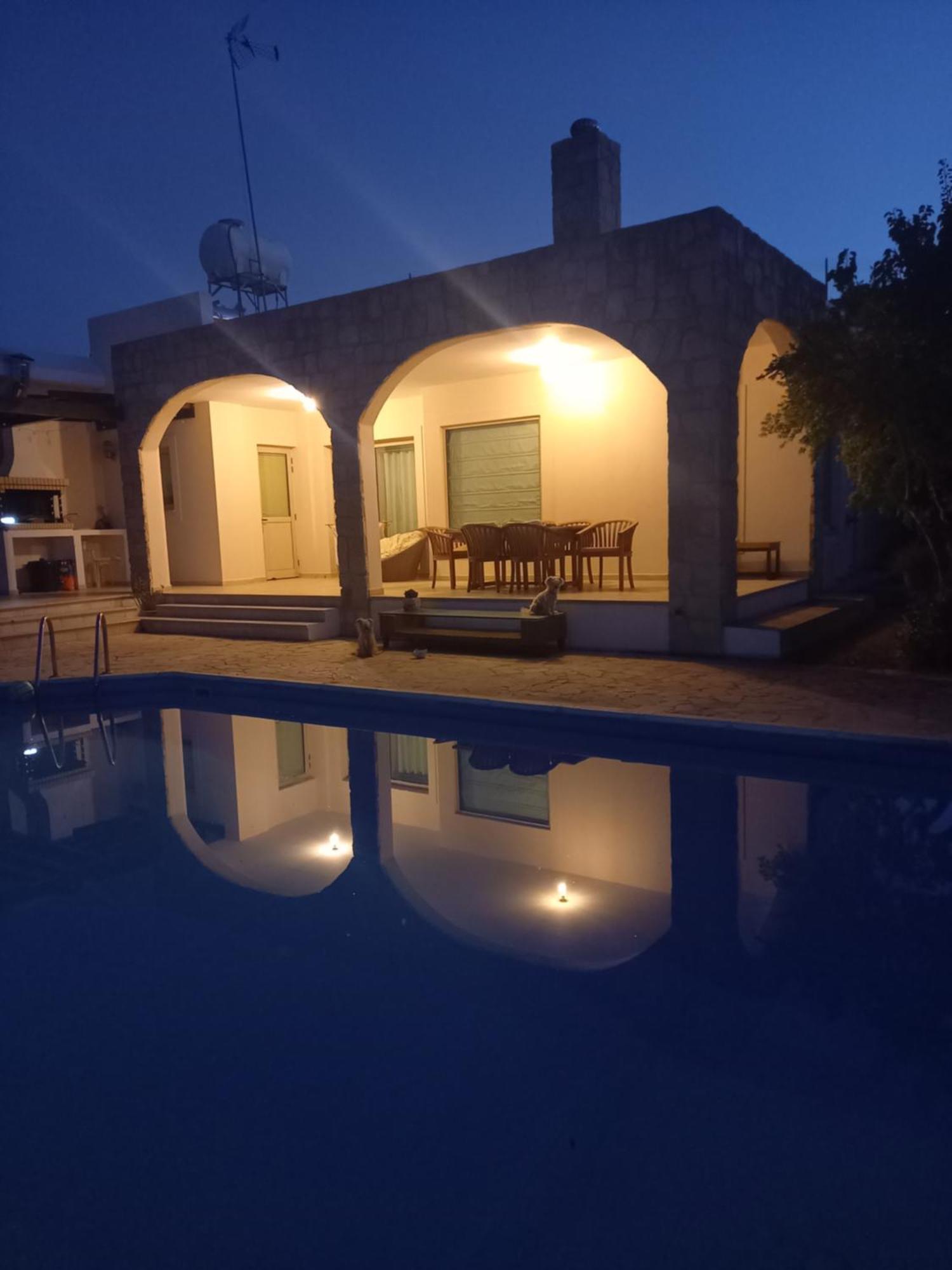Villa Koumneni Pano Akourdalia エクステリア 写真